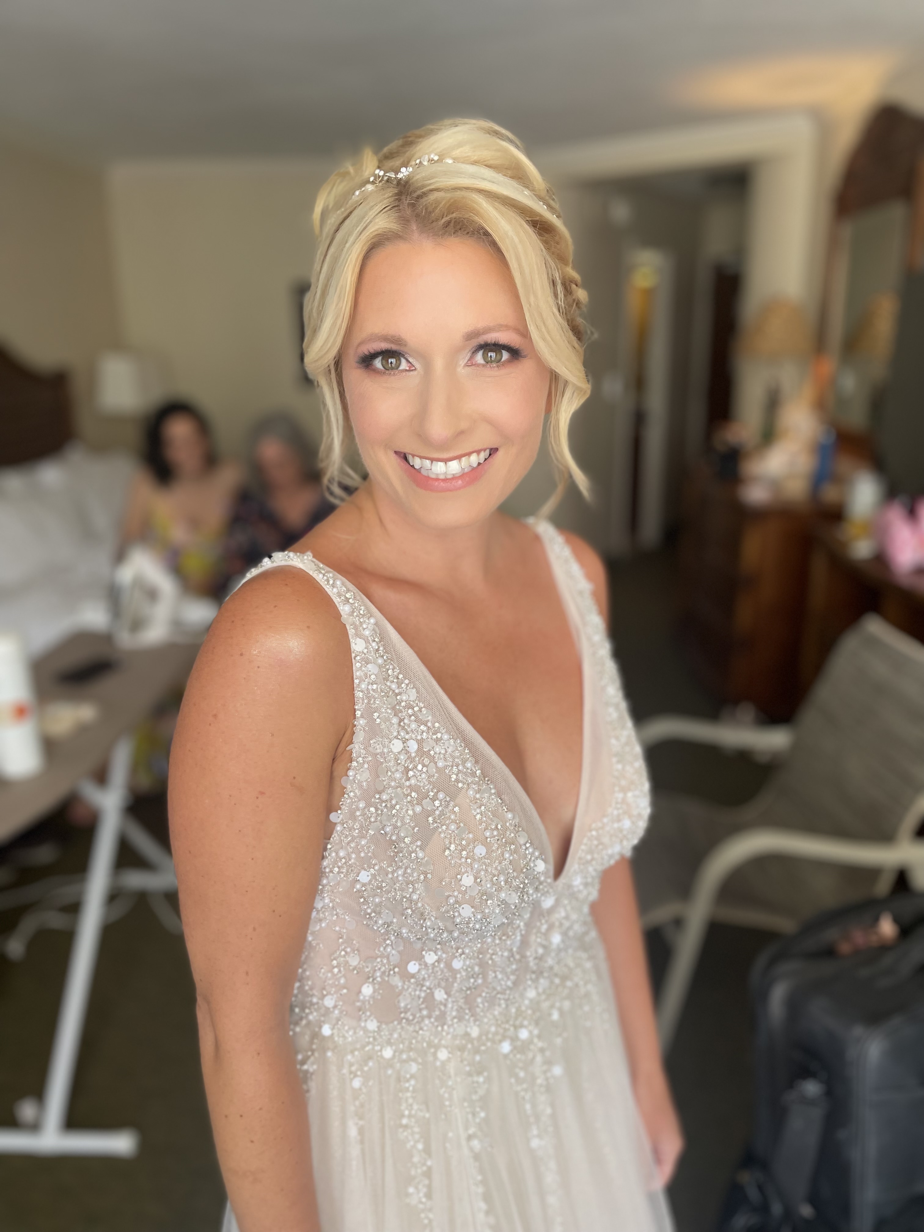 Lisa Barcus — hair & makeup artist portfolio photo 17