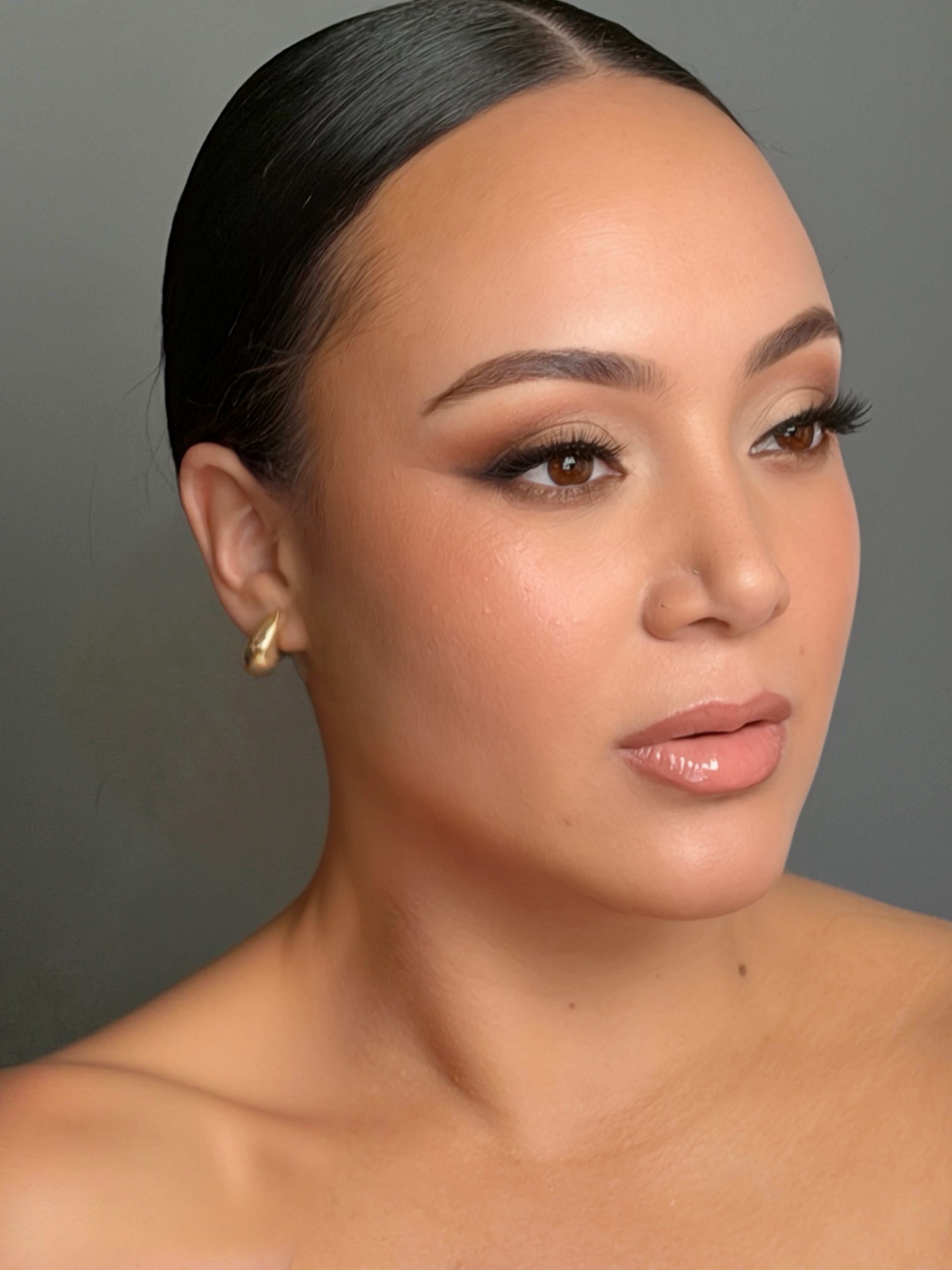 Aurora “Ipo” Thomas — makeup artist portfolio photo 25