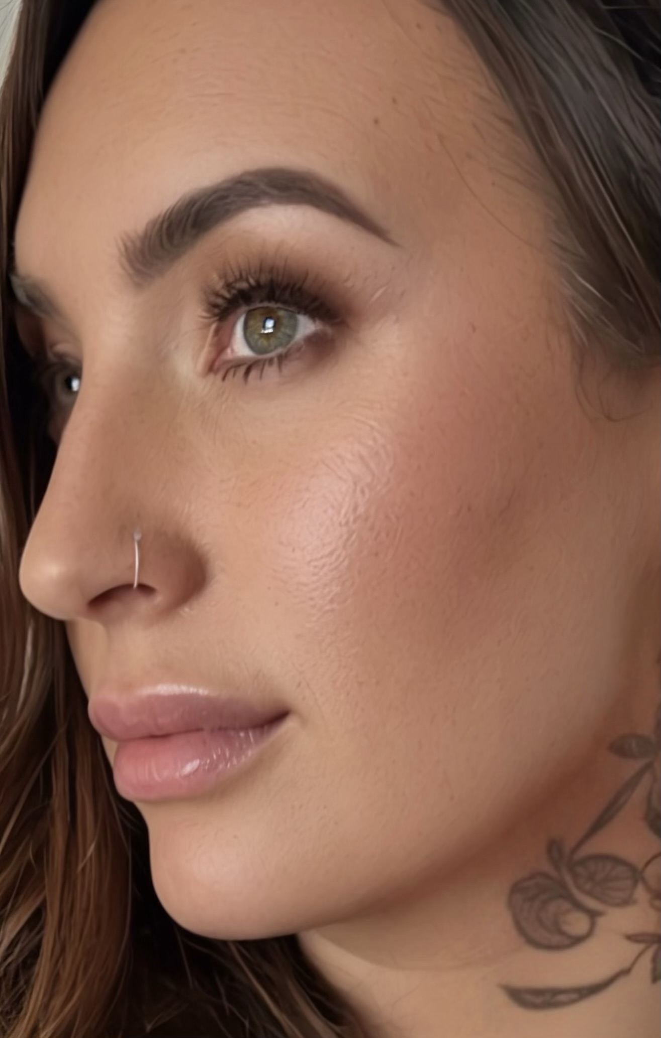 Aurora “Ipo” Thomas — makeup artist portfolio photo 33
