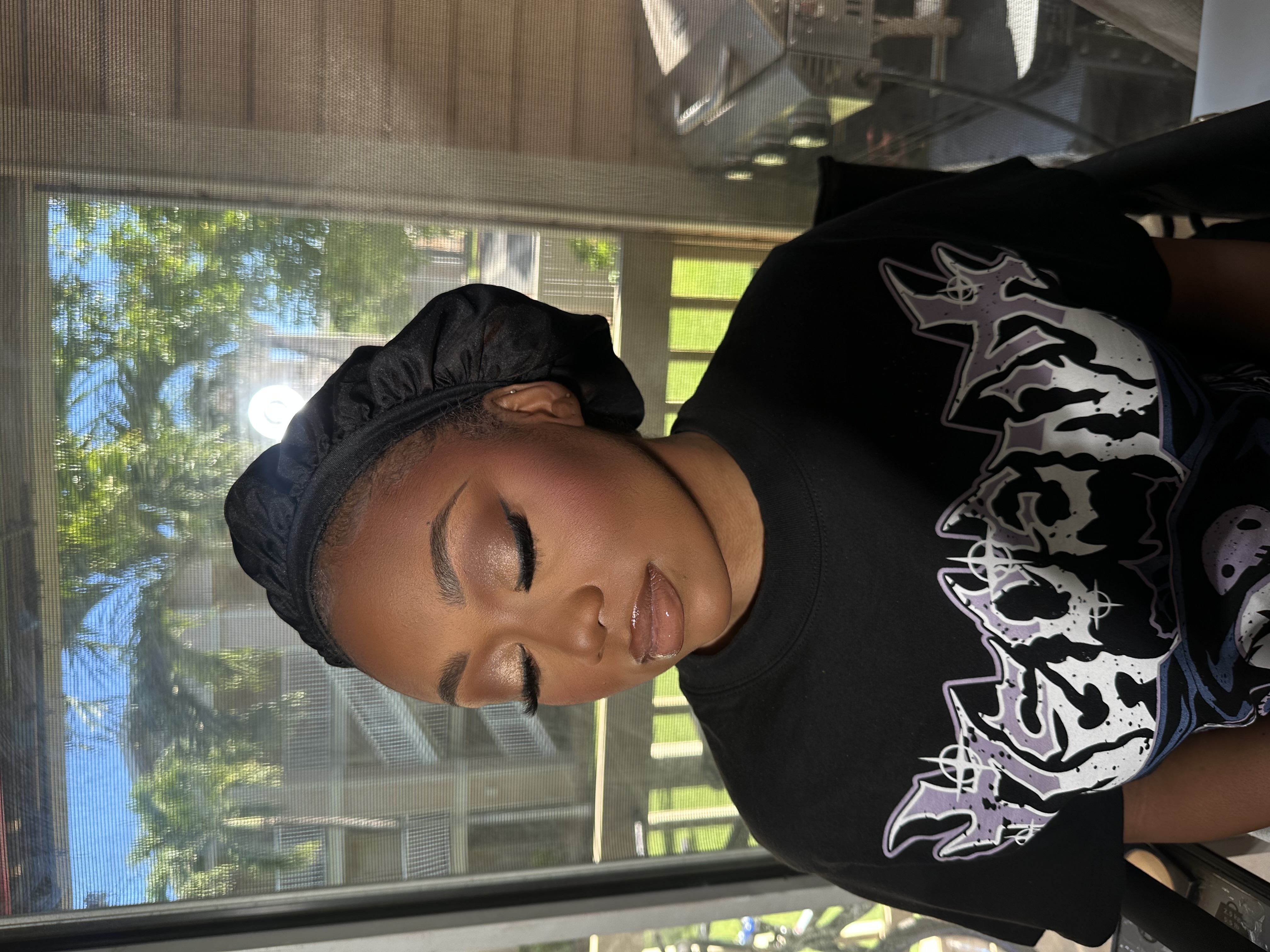 Emily Gonda — hair & makeup artist portfolio photo 10