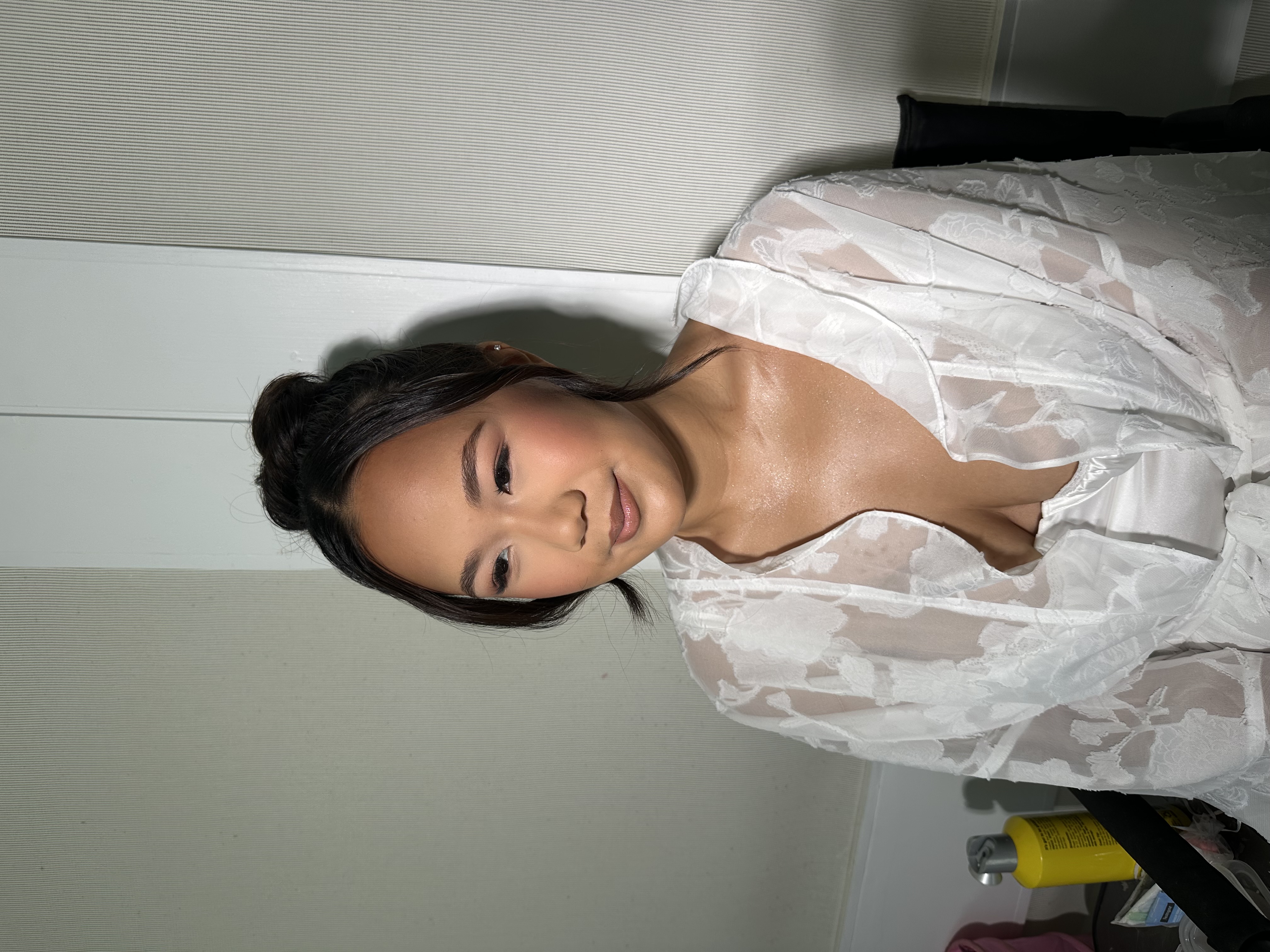 Emily Gonda — hair & makeup artist portfolio photo 8